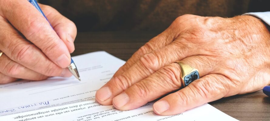- Спадкування за заповітом